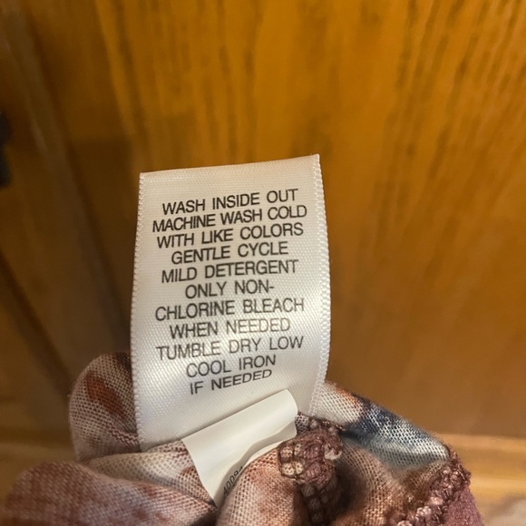 Simply Vera Long Sleeve Cotton Tee - Picture 5 of 5